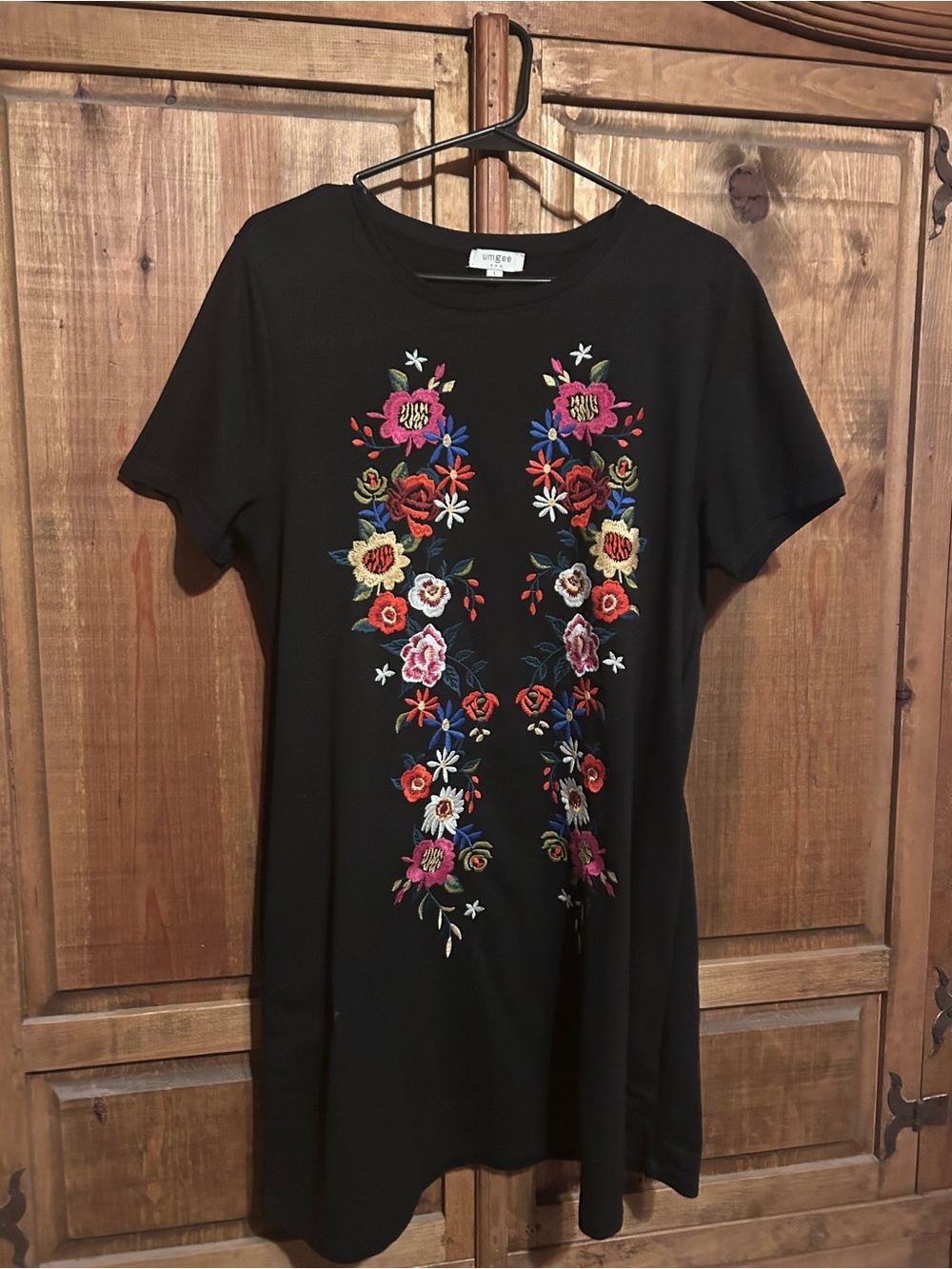 Umgee Black Short Sleeve Dress with Multicolor Floral Embroidery